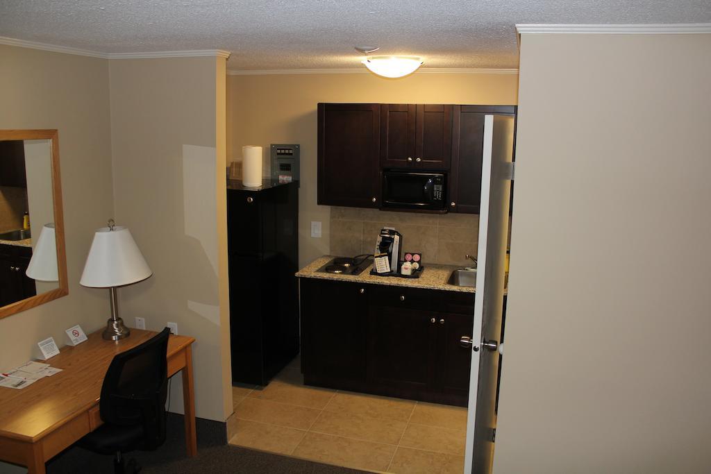 Best Maple Inn - Drayton Valley エクステリア 写真